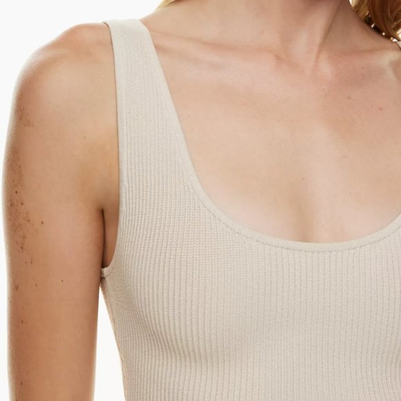 Aritzia Babaton Sculpt Knit Scoopneck Cropped Tank Matte Pearl S - Picture 2 of 7